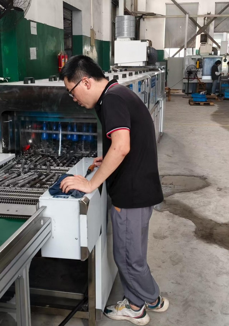 佳和达轴承钻头除油防锈清洗烘干线