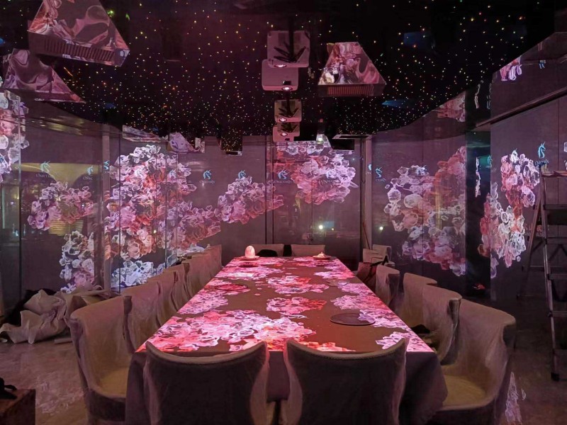 ‌多媒体展览投影膜 透明高透全息贴膜 玻璃投影成像膜‌